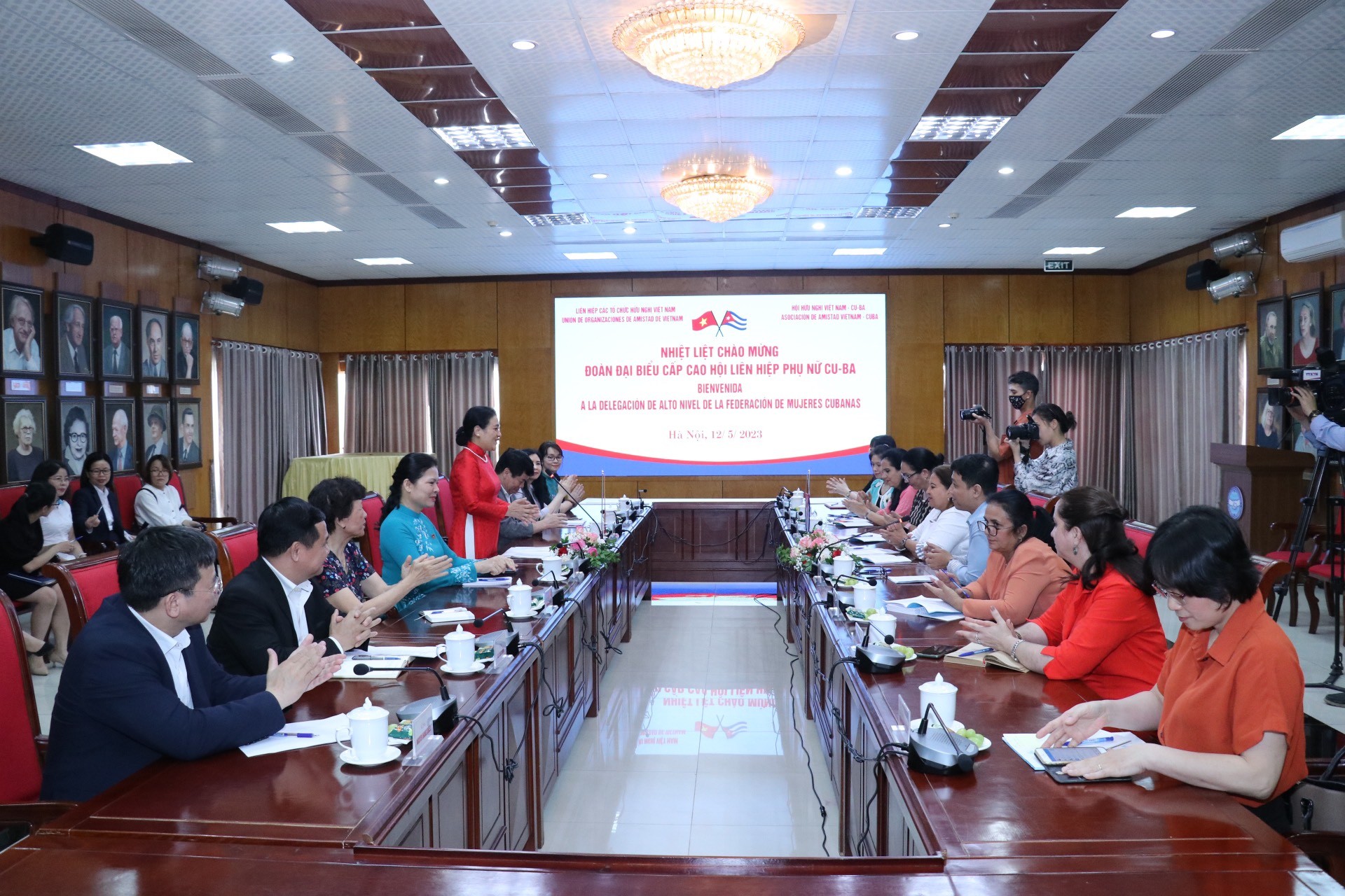 VUFO làm việc với đoàn đại biểu Hội Liên hiệp Phụ nữ Cuba (Ảnh: Thu Hà). VUFO làm việc với đoàn đại biểu Hội Liên hiệp Phụ nữ Cuba (Ảnh: Thu Hà).