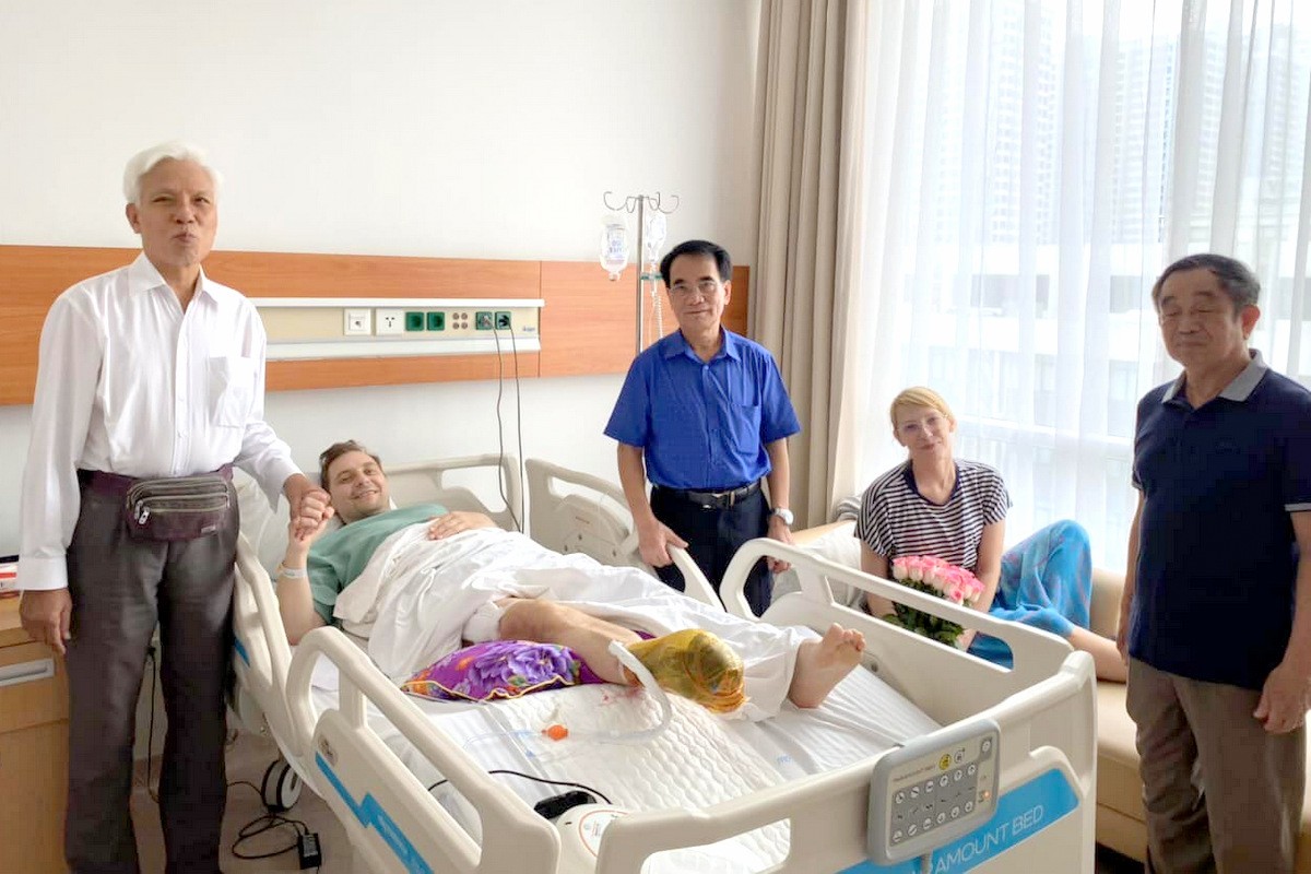 Hỗ trợ hai công dân Ba Lan gặp nạn ở Việt Nam Hỗ trợ hai công dân Ba Lan gặp nạn ở Việt Nam