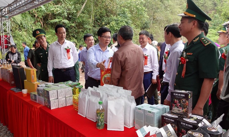 Điện Biên: Khai trương cặp lối mở Nậm Đích - Huổi Hịa nối và Phong Sa Lỳ Điện Biên: Khai trương cặp lối mở Nậm Đích - Huổi Hịa nối và Phong Sa Lỳ