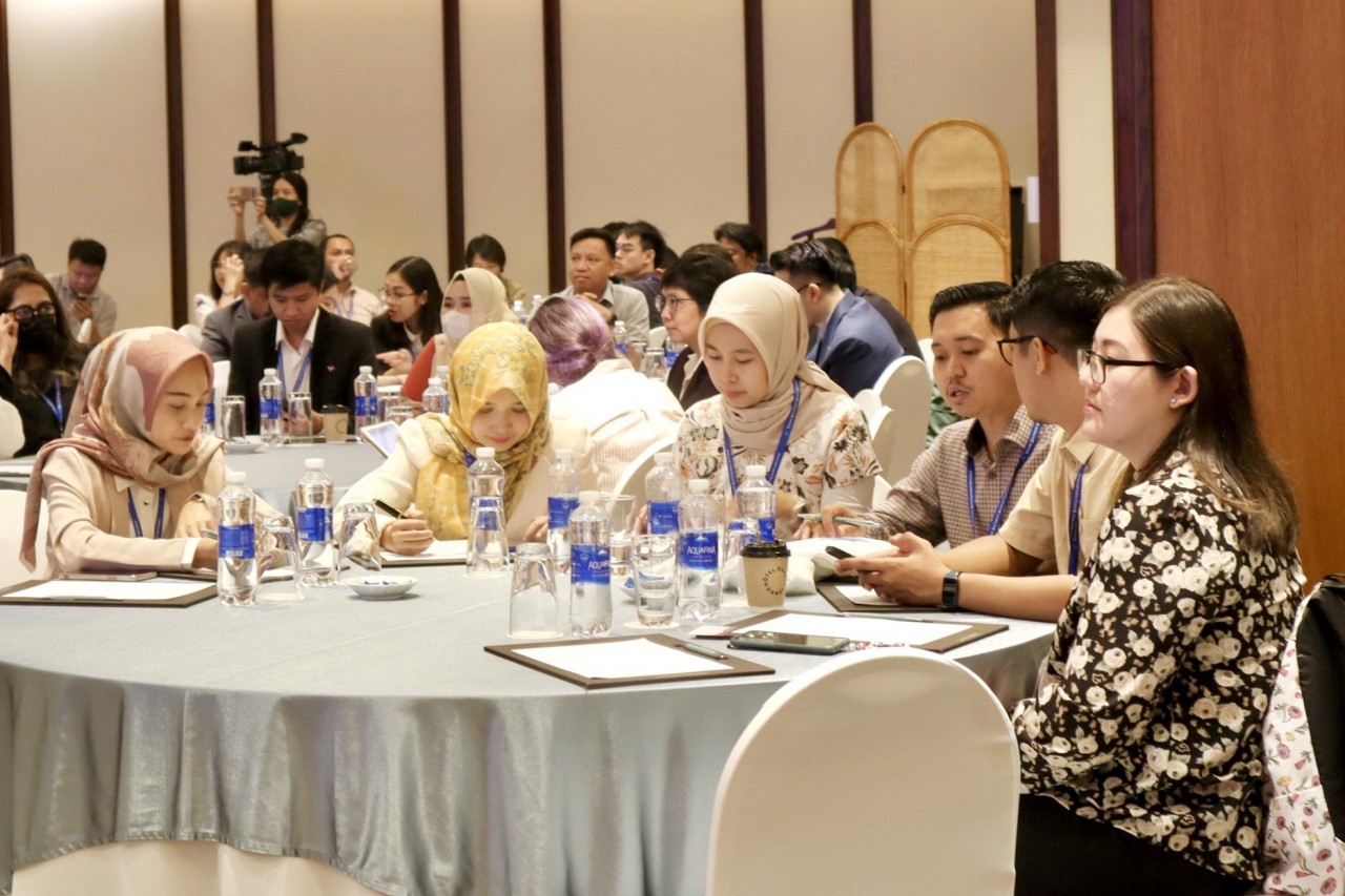 Hội thảo có sự tham gia của 75 nhà lãnh đạo trẻ đến từ 10 quốc gia ASEAN và Timor-Leste (Ảnh: Hạnh Trần). Hội thảo có sự tham gia của 75 nhà lãnh đạo trẻ đến từ 10 quốc gia ASEAN và Timor-Leste (Ảnh: Hạnh Trần).