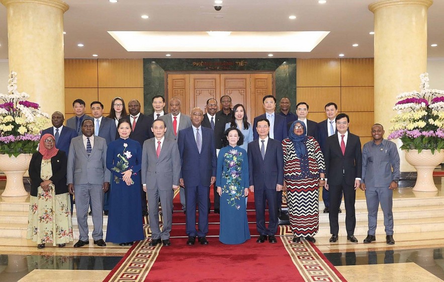 Vietnam and Tanzania Seek to Boost Cooperation Vietnam and Tanzania Seek to Boost Cooperation