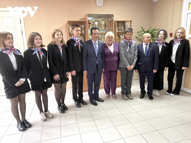 Việt Nam - LB Nga hướng tới kỷ niệm 100 năm Chủ tịch Hồ Chí Minh đến Petrograd Việt Nam - LB Nga hướng tới kỷ niệm 100 năm Chủ tịch Hồ Chí Minh đến Petrograd