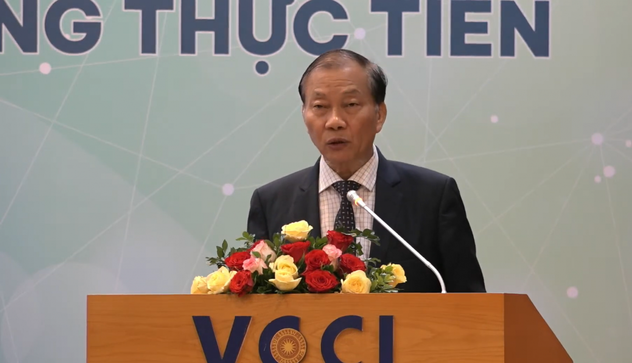 Ông Hoàng Quang Phòng, Phó Chủ tịch VCCI phát biểu tại Tọa đàm. Ông Hoàng Quang Phòng, Phó Chủ tịch VCCI phát biểu tại Tọa đàm.