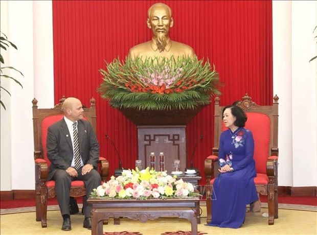 Delegation of Cuban Revolution Defence Committees Visits Vietnam Delegation of Cuban Revolution Defence Committees Visits Vietnam