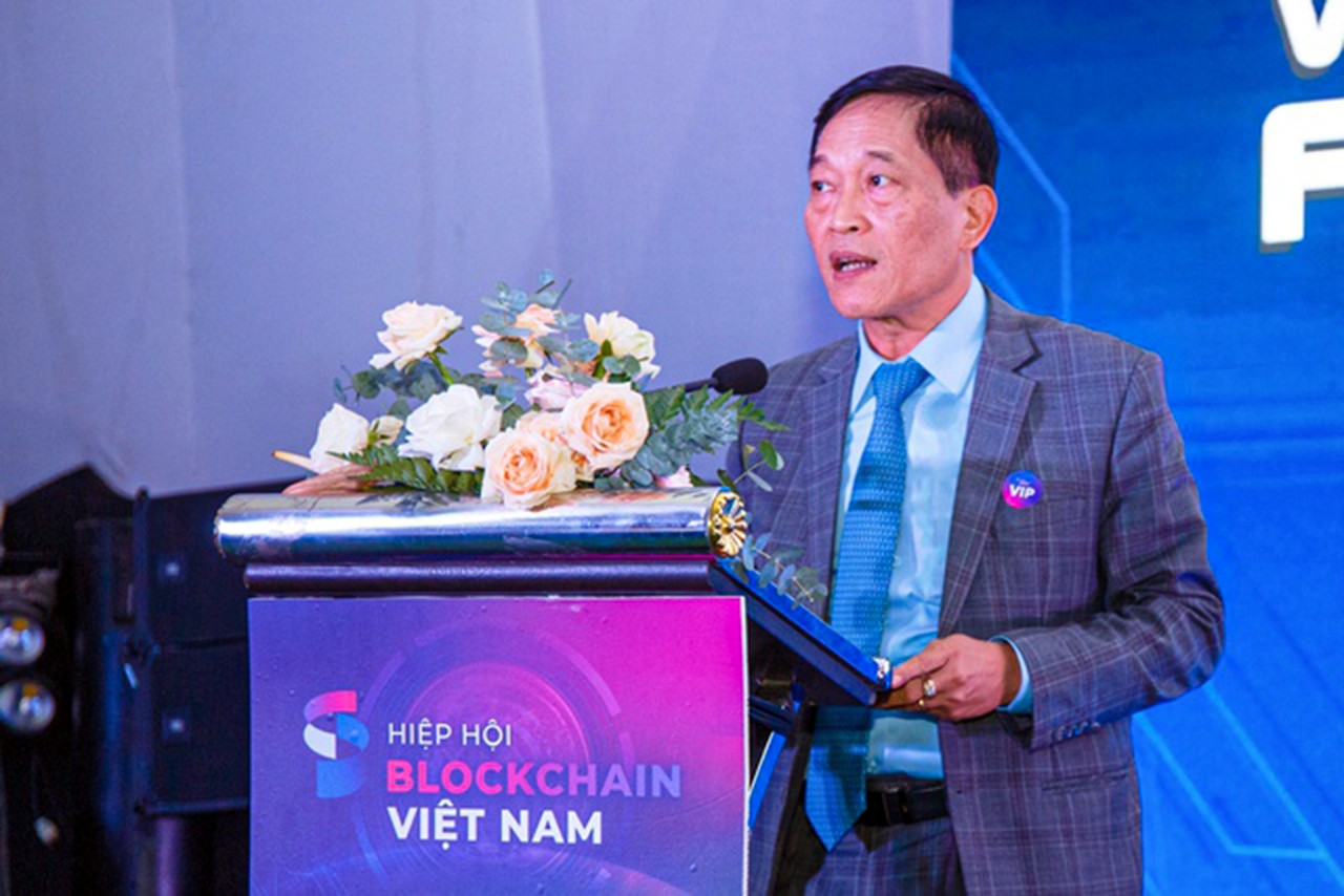 Ông Trần Văn Tùng, Thứ trưởng Bộ Khoa học và Công nghệ. Ông Trần Văn Tùng, Thứ trưởng Bộ Khoa học và Công nghệ.
