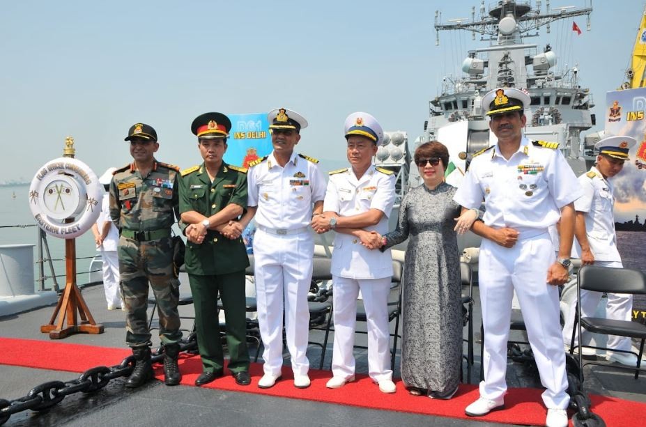 Indian Naval Ships Begins Visit to Da Nang City Indian Naval Ships Begins Visit to Da Nang City