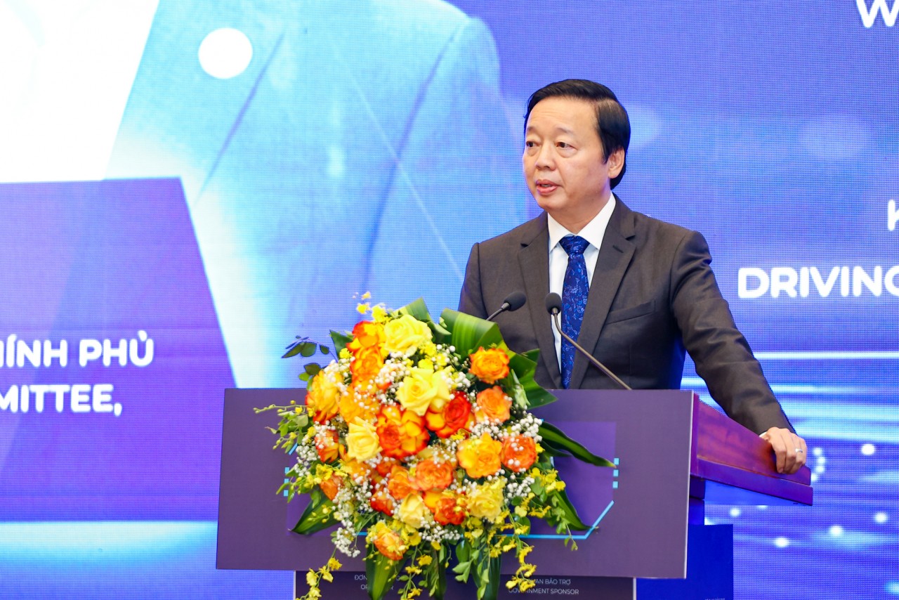Phó Thủ tướng Trần Hồng Hà tại Phiên khai mạc Vietnam Asia DX Summit 2023. Phó Thủ tướng Trần Hồng Hà tại Phiên khai mạc Vietnam Asia DX Summit 2023.