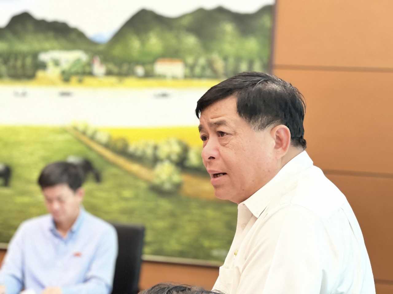 Đại biểu Quốc hội đề nghị Chính phủ tiếp tục cải thiện môi trường kinh doanh, tạo thuận lợi cho doanh nghiệp Đại biểu Quốc hội đề nghị Chính phủ tiếp tục cải thiện môi trường kinh doanh, tạo thuận lợi cho doanh nghiệp