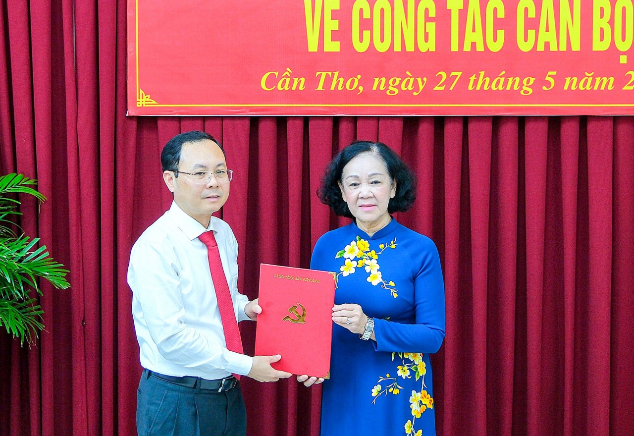 Ông Nguyễn Văn Hiếu làm Bí thư Thành ủy Cần Thơ Ông Nguyễn Văn Hiếu làm Bí thư Thành ủy Cần Thơ