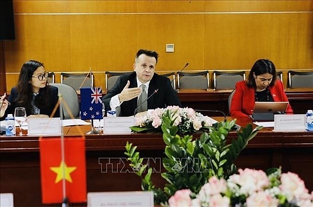 Deputy Secretary for Foreign Affairs and Trade of New Zealand Vangelis Vitalis speaks at the 8th meeting of the Vietnam-New Zealand Joint Trade and Economic Commission (JTEC). (Photo: VNA) Deputy Secretary for Foreign Affairs and Trade of New Zealand Vangelis Vitalis speaks at the 8th meeting of the Vietnam-New Zealand Joint Trade and Economic Commission (JTEC). (Photo: VNA)