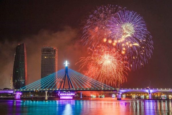 Da Nang was recognised as Asia’s Leading Festival & Event Destination in 2016 and 2022 by the World Travel Awards. Photo: VNA Da Nang was recognised as Asia’s Leading Festival & Event Destination in 2016 and 2022 by the World Travel Awards. Photo: VNA