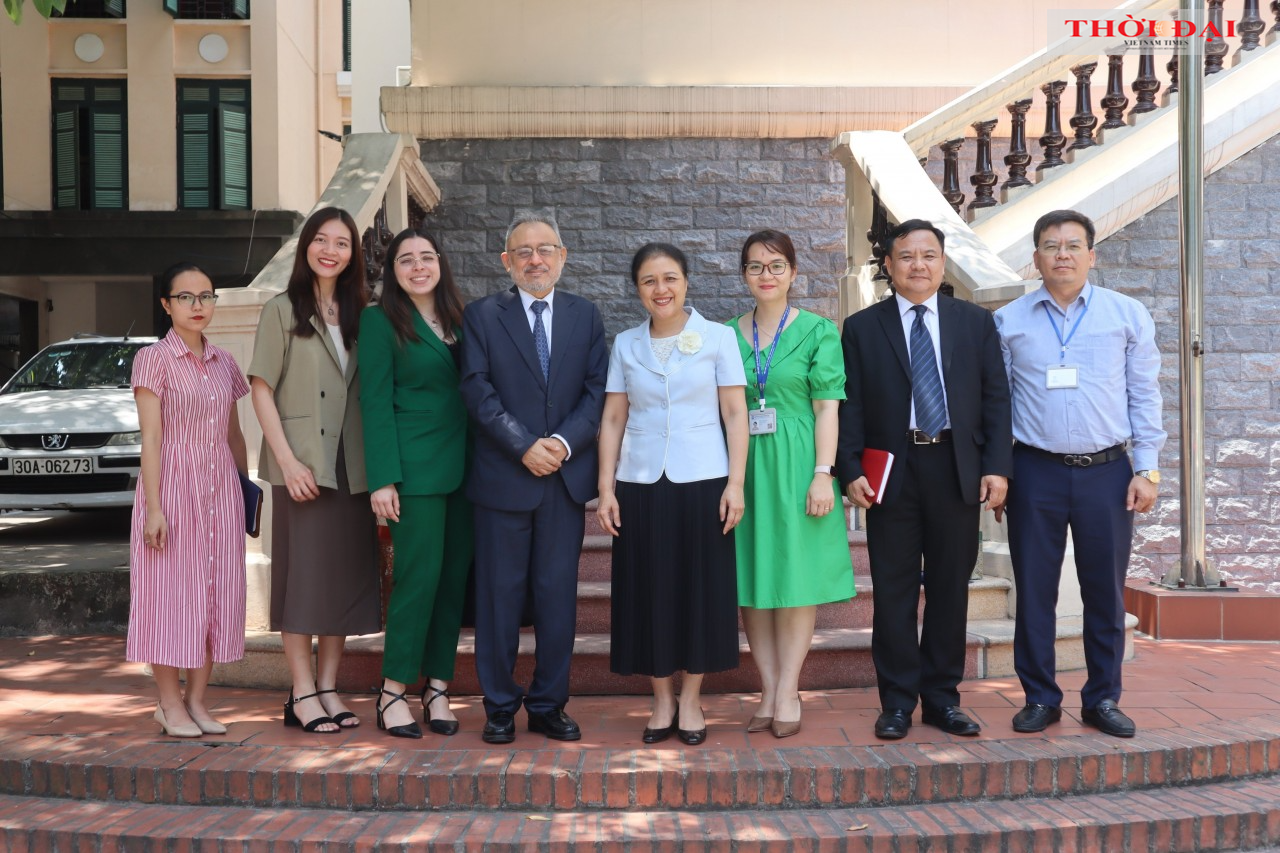 VUFO - Đại sứ quán Cộng hòa El Salvador sẽ phối hợp vun đắp tình hữu nghị nhân dân hai nước VUFO - Đại sứ quán Cộng hòa El Salvador sẽ phối hợp vun đắp tình hữu nghị nhân dân hai nước