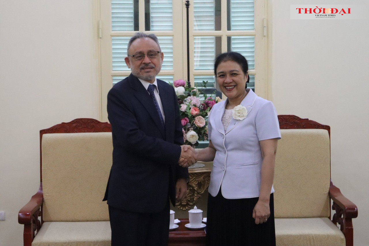 VUFO - Đại sứ quán Cộng hòa El Salvador sẽ phối hợp vun đắp tình hữu nghị nhân dân hai nước VUFO - Đại sứ quán Cộng hòa El Salvador sẽ phối hợp vun đắp tình hữu nghị nhân dân hai nước