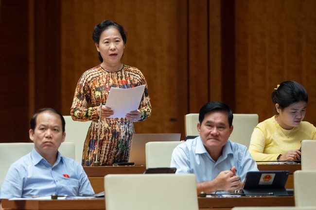 Đại biểu Quốc hội đề nghị tập trung mọi nguồn lực để vực dậy doanh nghiệp Đại biểu Quốc hội đề nghị tập trung mọi nguồn lực để vực dậy doanh nghiệp