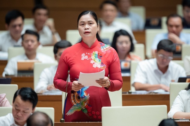 Đại biểu Quốc hội đề nghị tập trung mọi nguồn lực để vực dậy doanh nghiệp Đại biểu Quốc hội đề nghị tập trung mọi nguồn lực để vực dậy doanh nghiệp