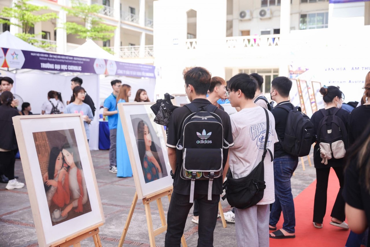 Vietnam - Australia Friendship Food and Culture Festival Held in Hanoi Vietnam - Australia Friendship Food and Culture Festival Held in Hanoi