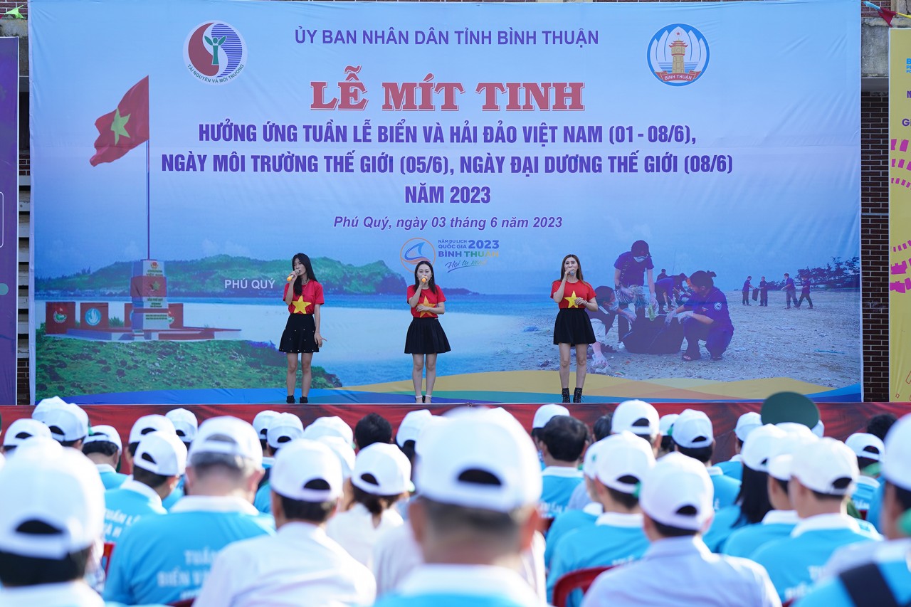 Bình Thuận Mít tinh hưởng ứng Tuần lễ Biển – Hải đảo Việt Nam Bình Thuận Mít tinh hưởng ứng Tuần lễ Biển – Hải đảo Việt Nam