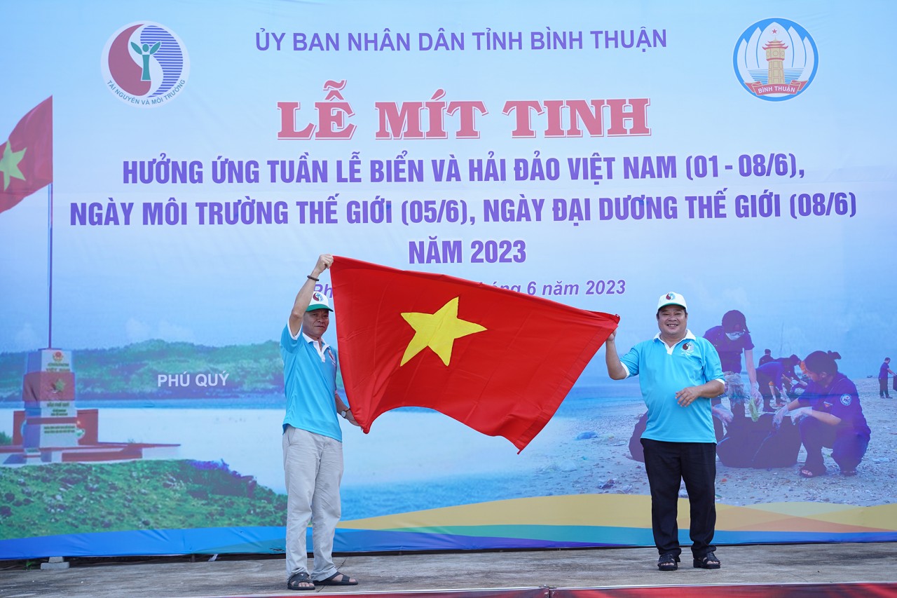 Bình Thuận Mít tinh hưởng ứng Tuần lễ Biển – Hải đảo Việt Nam Bình Thuận Mít tinh hưởng ứng Tuần lễ Biển – Hải đảo Việt Nam