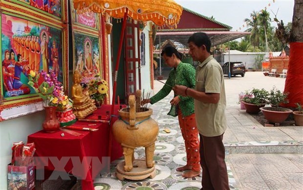 Báo chí Campuchia: Việt Nam quan tâm phát triển vùng đồng bào Khmer | Truyền thông | Vietnam+ (VietnamPlus) Báo chí Campuchia: Việt Nam quan tâm phát triển vùng đồng bào Khmer | Truyền thông | Vietnam+ (VietnamPlus)