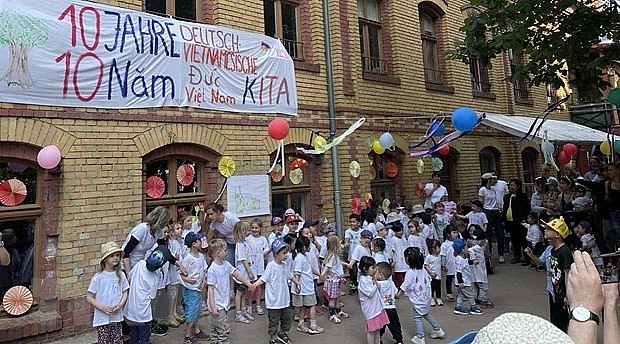 German-Vietnamese bilingual kindergarten named Celebrating 10 Years of Berlin's Only German-Vietnamese Bilingual Kindergarten