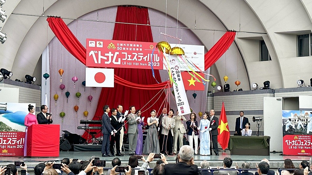 Vietnam Festival at Tokyo Symbolises Hope of Two Governments, Localities and Peoples Vietnam Festival at Tokyo Symbolises Hope of Two Governments, Localities and Peoples
