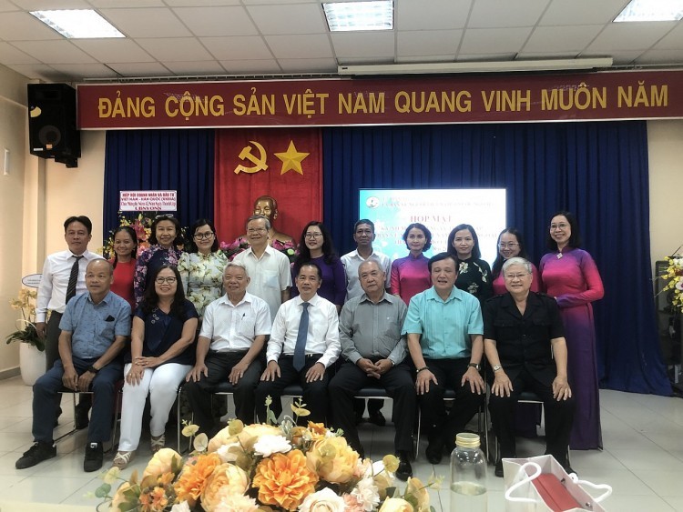 A “Bridge” to Attract and Promote Overseas Vietnamese Resources A “Bridge” to Attract and Promote Overseas Vietnamese Resources