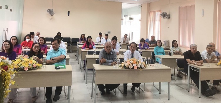 A “Bridge” to Attract and Promote Overseas Vietnamese Resources A “Bridge” to Attract and Promote Overseas Vietnamese Resources
