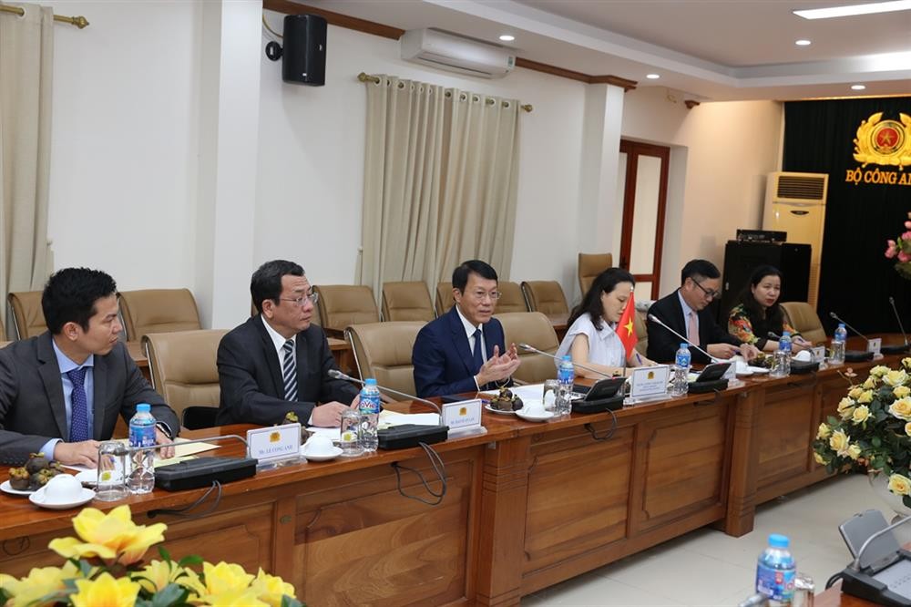 Việt Nam - Hoa Kỳ ưu tiên hợp tác nhân đạo, khắc phục hậu quả chiến tranh Việt Nam - Hoa Kỳ ưu tiên hợp tác nhân đạo, khắc phục hậu quả chiến tranh