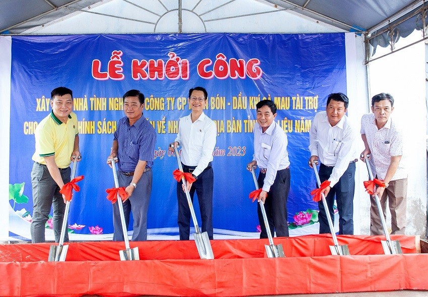 PVCFC: 400 tỷ đồng cho các hoạt động cộng đồng, người dân có hoàn cảnh khó khăn PVCFC: 400 tỷ đồng cho các hoạt động cộng đồng, người dân có hoàn cảnh khó khăn