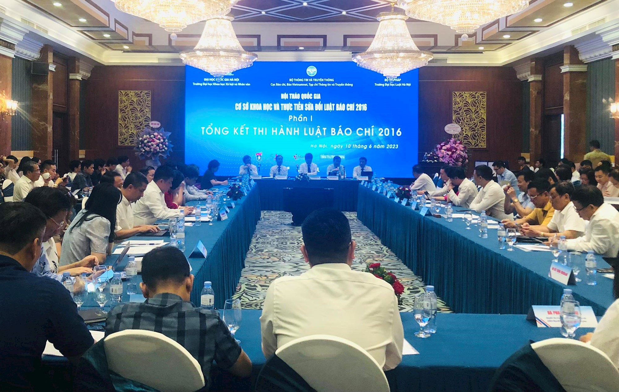 Các đại biểu tham dự Hội thảo (Ảnh: Hà Nội mới). Các đại biểu tham dự Hội thảo (Ảnh: Hà Nội mới).