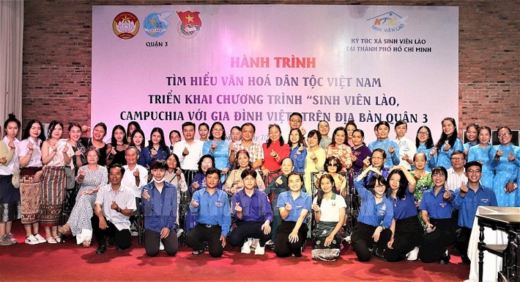 Thêm những mái ấm Việt cho sinh viên Lào, Campuchia Thêm những mái ấm Việt cho sinh viên Lào, Campuchia