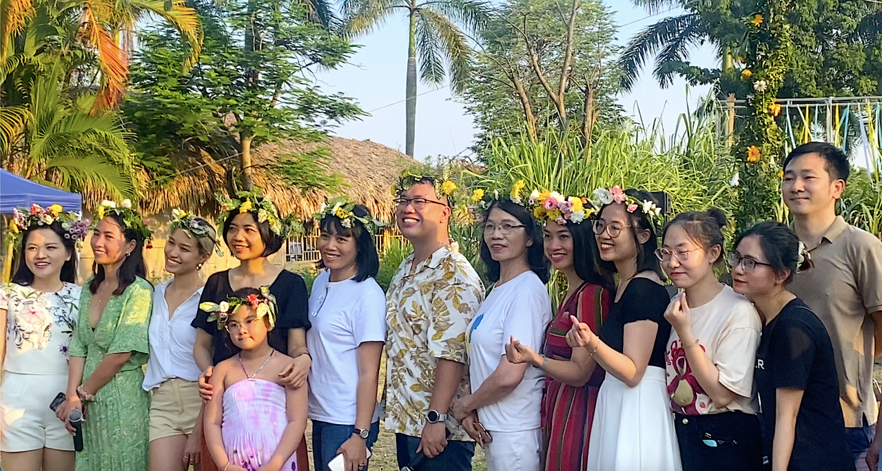 Đặc sắc văn hoá truyền thống Thụy Điển tại "Lễ Trung Hạ" tại Hà Nội Đặc sắc văn hoá truyền thống Thụy Điển tại "Lễ Trung Hạ" tại Hà Nội