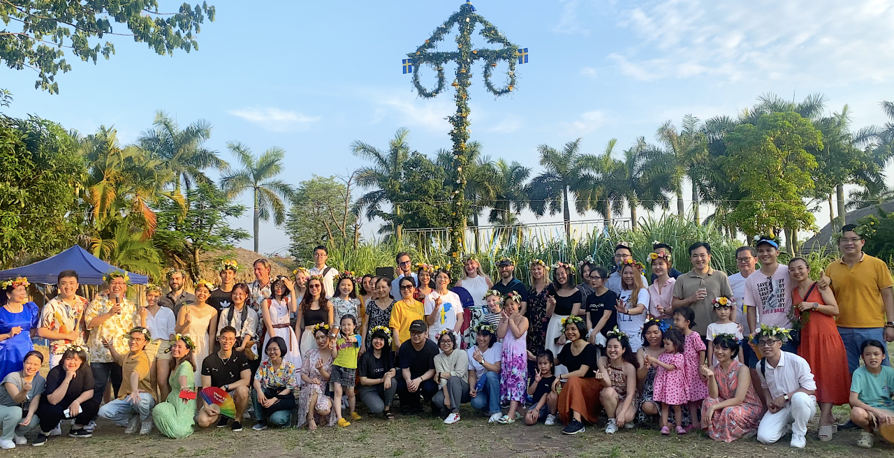 Đặc sắc văn hoá truyền thống Thụy Điển tại "Lễ Trung Hạ" tại Hà Nội Đặc sắc văn hoá truyền thống Thụy Điển tại "Lễ Trung Hạ" tại Hà Nội