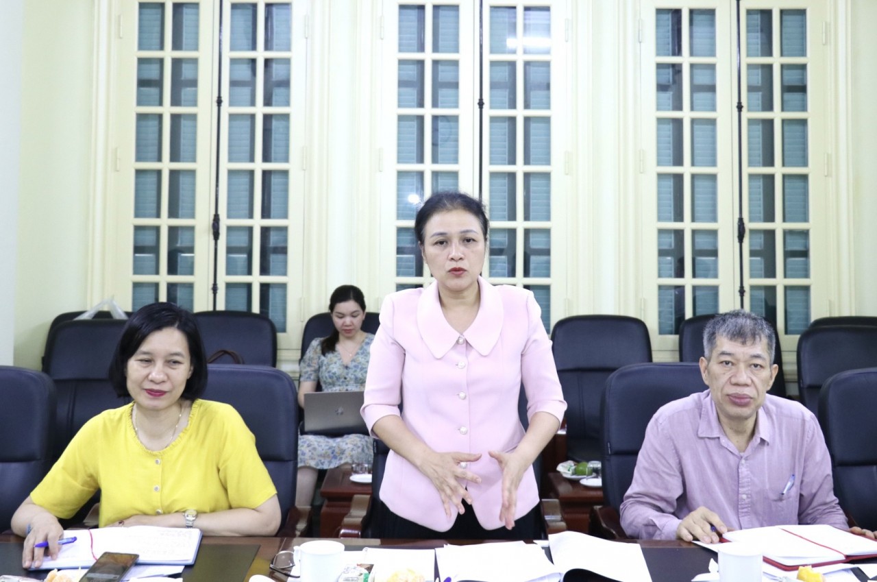 Chủ tịch Liên hiệp Hữu nghị Nguyễn Phương Nga phát biểu tại cuộc làm việc với Liên hiệp các tổ chức hữu nghị tỉnh Hải Dương (Ảnh: Thu Hà) Chủ tịch Liên hiệp Hữu nghị Nguyễn Phương Nga phát biểu tại cuộc làm việc với Liên hiệp các tổ chức hữu nghị tỉnh Hải Dương (Ảnh: Thu Hà)