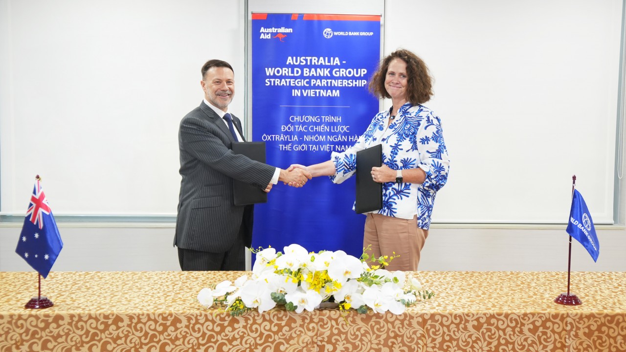 Australia và Ngân hàng Thế giới tiếp tục hỗ trợ chương trình phát triển của Việt Nam Australia và Ngân hàng Thế giới tiếp tục hỗ trợ chương trình phát triển của Việt Nam