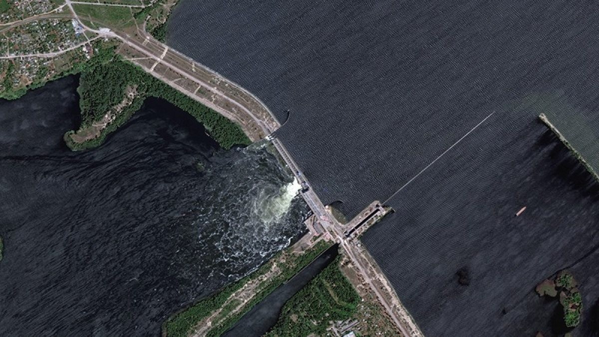 Satellite image of the Kakhovka hydroelectric dam on the Dnipro River in Kherson (Image: Maxar Technologies/Reuters) Satellite image of the Kakhovka hydroelectric dam on the Dnipro River in Kherson (Image: Maxar Technologies/Reuters)