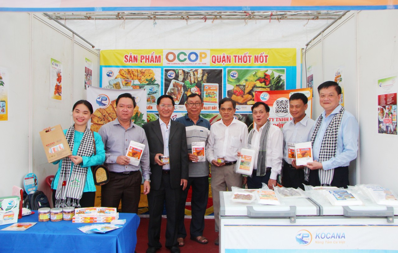 Cần Thơ mong muốn mở rộng thị trường tiêu thụ sản phẩm OCOP vùng ĐBSCL Cần Thơ mong muốn mở rộng thị trường tiêu thụ sản phẩm OCOP vùng ĐBSCL