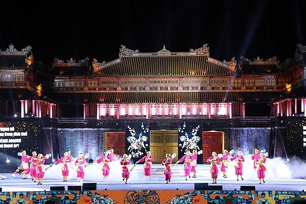 An art performance at the event. (Photo: VNA) An art performance at the event. (Photo: VNA)