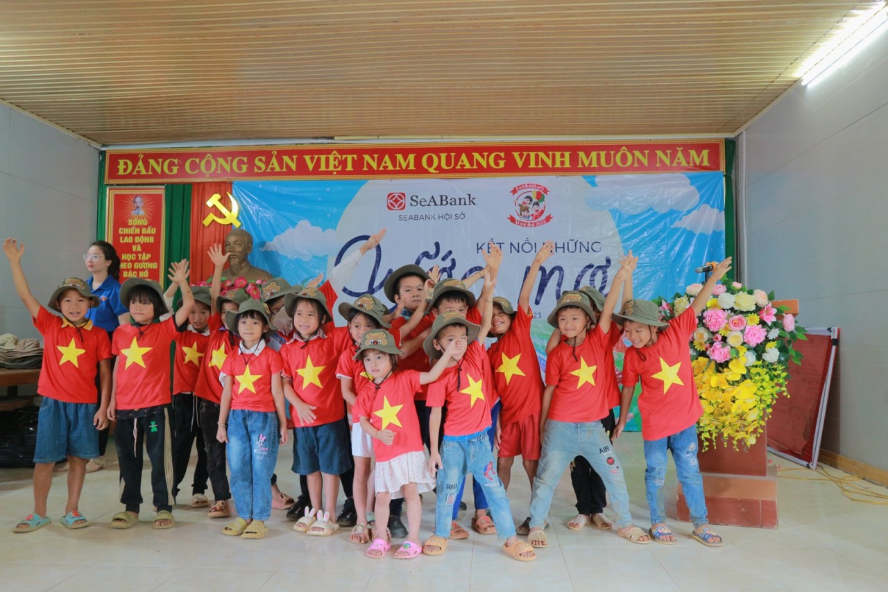 SeABank chia sẻ niềm vui, kết nối những ước mơ của trẻ thơ SeABank chia sẻ niềm vui, kết nối những ước mơ của trẻ thơ