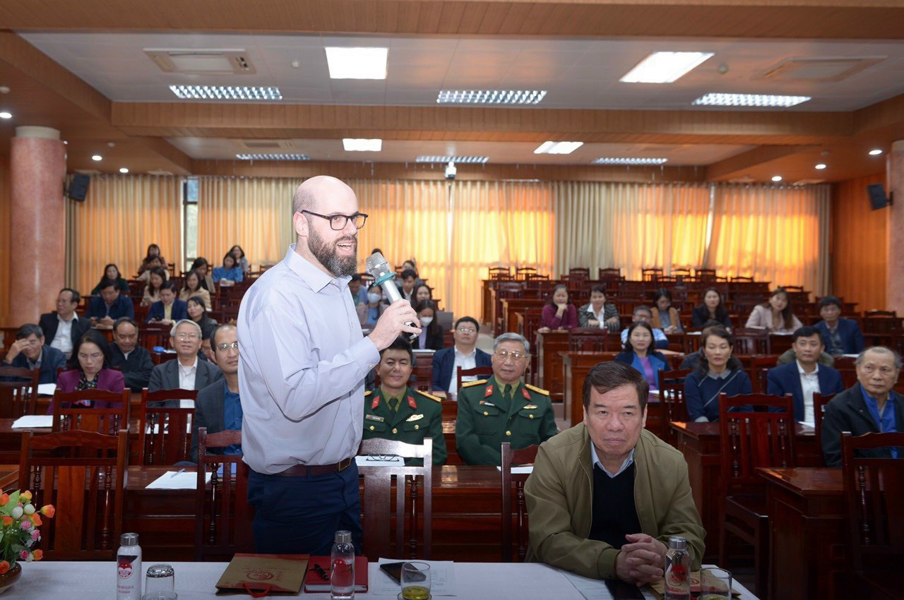 Góc nhìn của phóng viên người nước ngoài