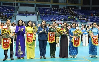 Gần 1000 vận động viên quần chúng cùng 