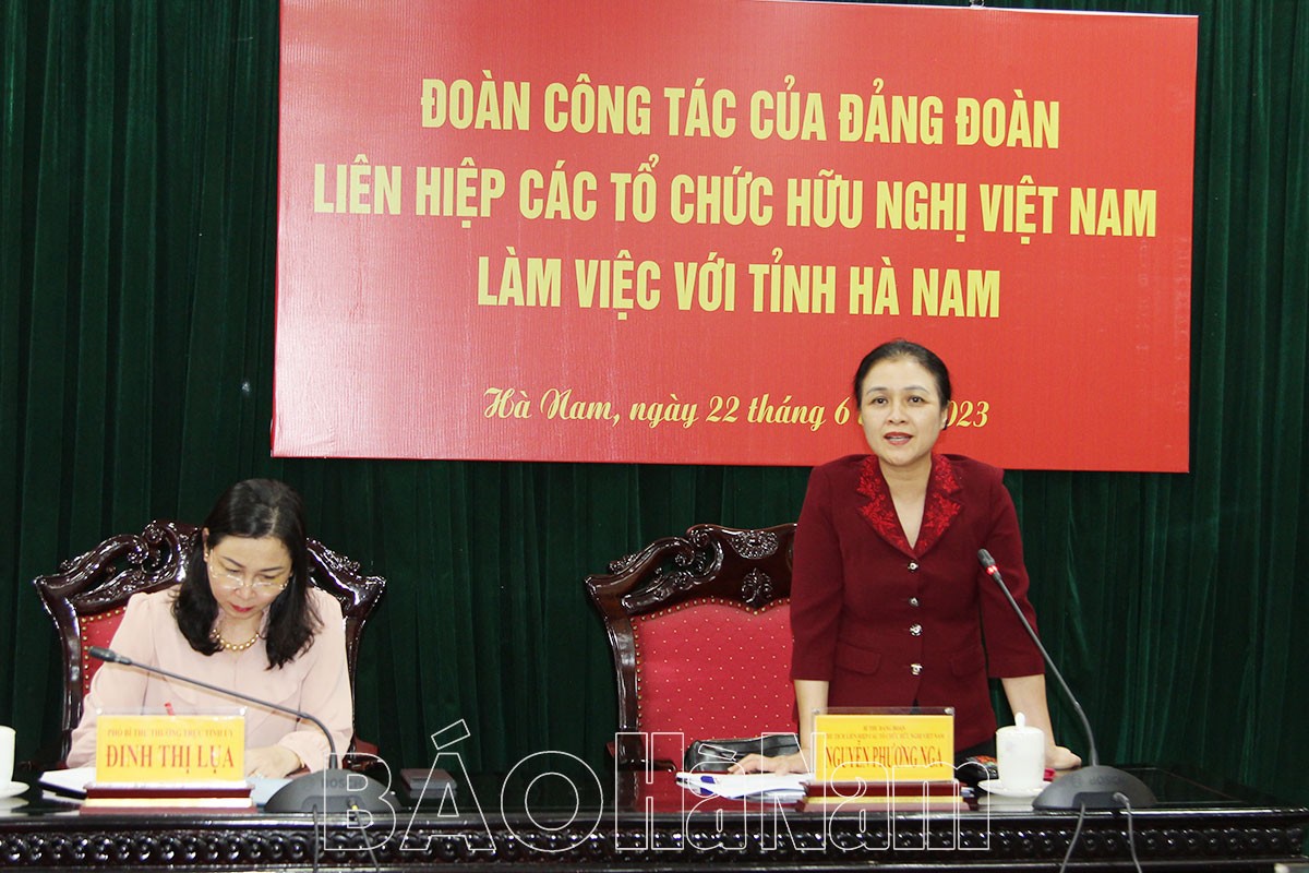 Đại sứ Nguyễn Phương Nga, Bí thư Đảng đoàn, Chủ tịch Liên hiệp các tổ chức hữu nghị Việt Nam phát biểu Đại sứ Nguyễn Phương Nga, Bí thư Đảng đoàn, Chủ tịch Liên hiệp các tổ chức hữu nghị Việt Nam phát biểu