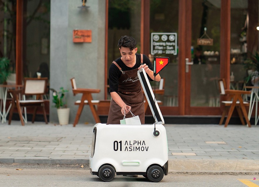 Alpha Asimov - Vietnam's First Autonomous Delivery Robot Alpha Asimov - Vietnam's First Autonomous Delivery Robot
