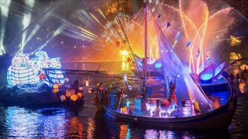 Hé lộ show diễn trên sông đặc sắc chưa từng có tại Mega Grand World Hà Nội