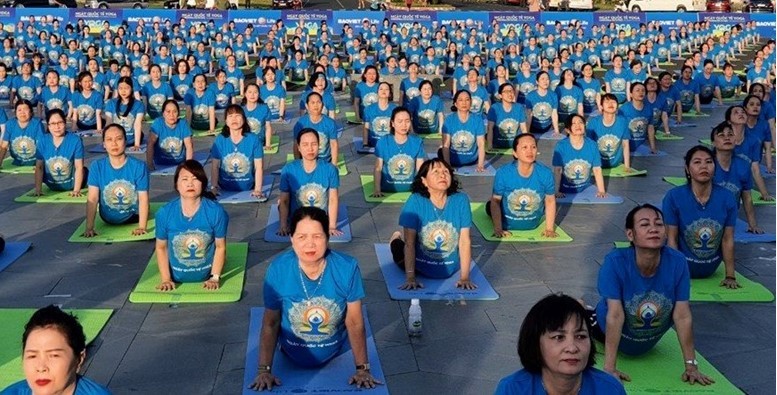 Phú Yên: 1.000 người tham gia đồng diễn chào mừng ngày Quốc tế Yoga 2023 Phú Yên: 1.000 người tham gia đồng diễn chào mừng ngày Quốc tế Yoga 2023