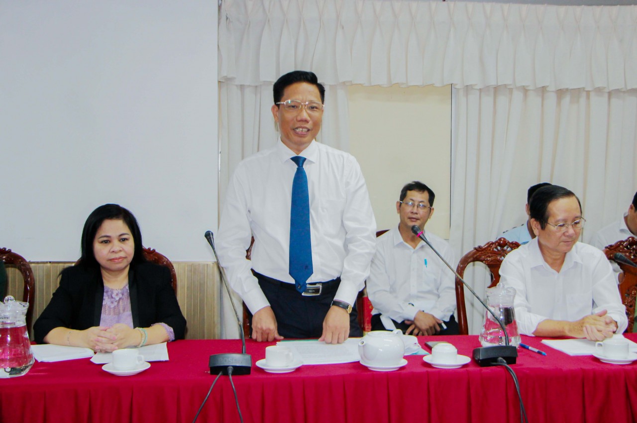 Lãnh đạo Cần Thơ làm việc với Hội Khmer - Việt Nam tại Campuchia