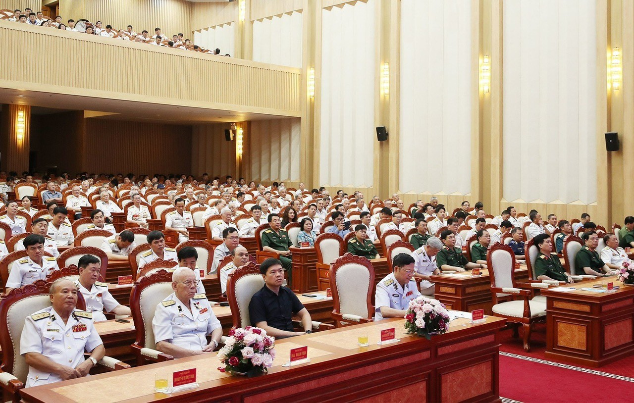 Long trọng lễ kỷ niệm 50 năm Chiến công chống đế quốc Mỹ phong tỏa sông, biển miền Bắc Long trọng lễ kỷ niệm 50 năm Chiến công chống đế quốc Mỹ phong tỏa sông, biển miền Bắc