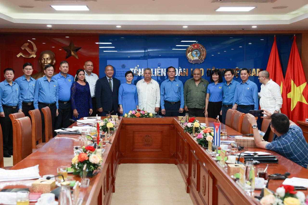 Tăng cường chia sẻ kinh nghiệm giữa Công đoàn Việt Nam và Cuba Tăng cường chia sẻ kinh nghiệm giữa Công đoàn Việt Nam và Cuba