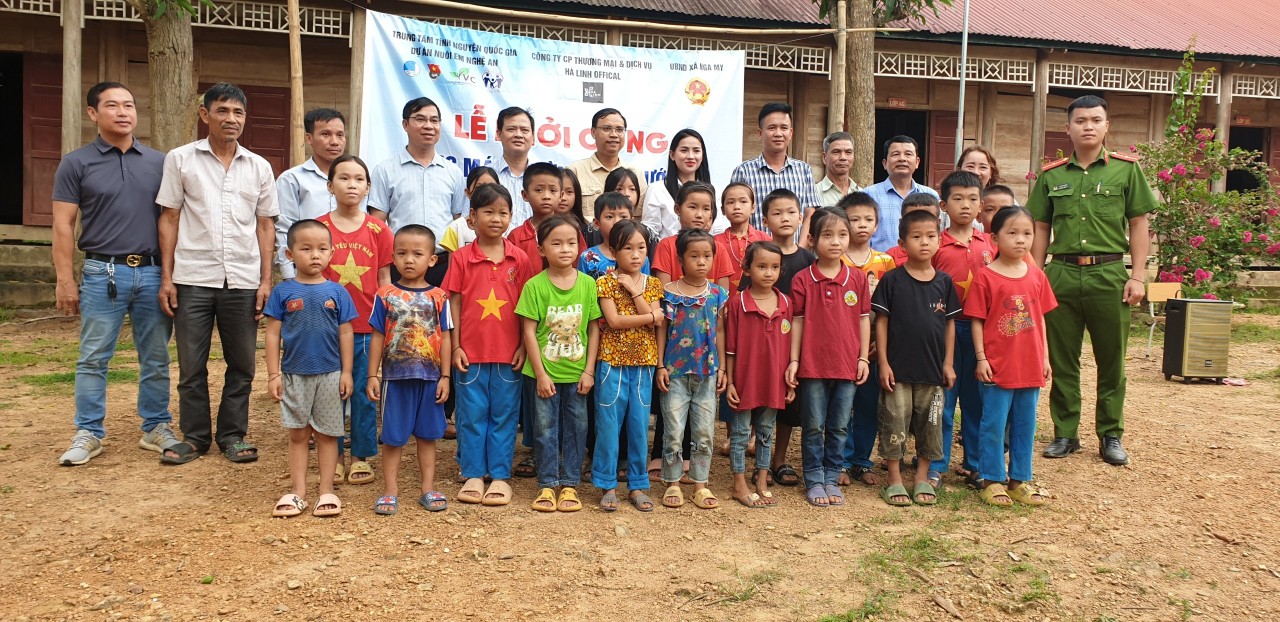 Nghệ An: Khởi công xây dựng điểm trường vùng đồng bào dân tộc Thái ở huyện Tương Dương Nghệ An: Khởi công xây dựng điểm trường vùng đồng bào dân tộc Thái ở huyện Tương Dương