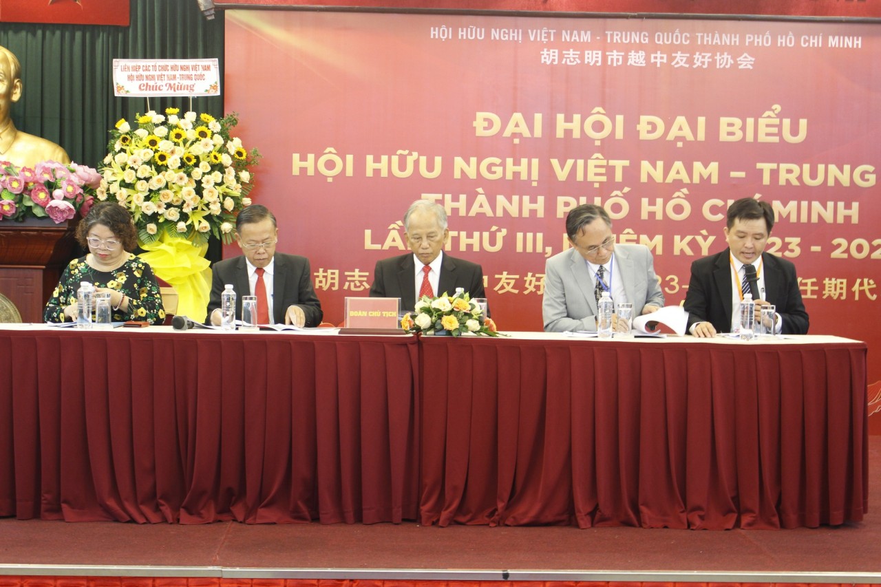 Hội Hữu nghị Việt Nam - Trung Quốc thành phố Hồ Chí Minh: Tăng cường tình hữu nghị truyền thống giữa nhân dân hai nước Hội Hữu nghị Việt Nam - Trung Quốc thành phố Hồ Chí Minh: Tăng cường tình hữu nghị truyền thống giữa nhân dân hai nước